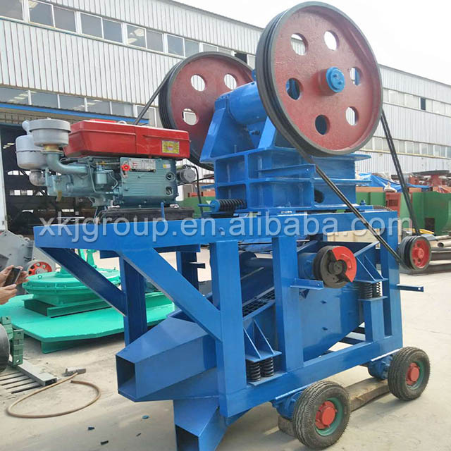 Diesel jaw crusher with screen